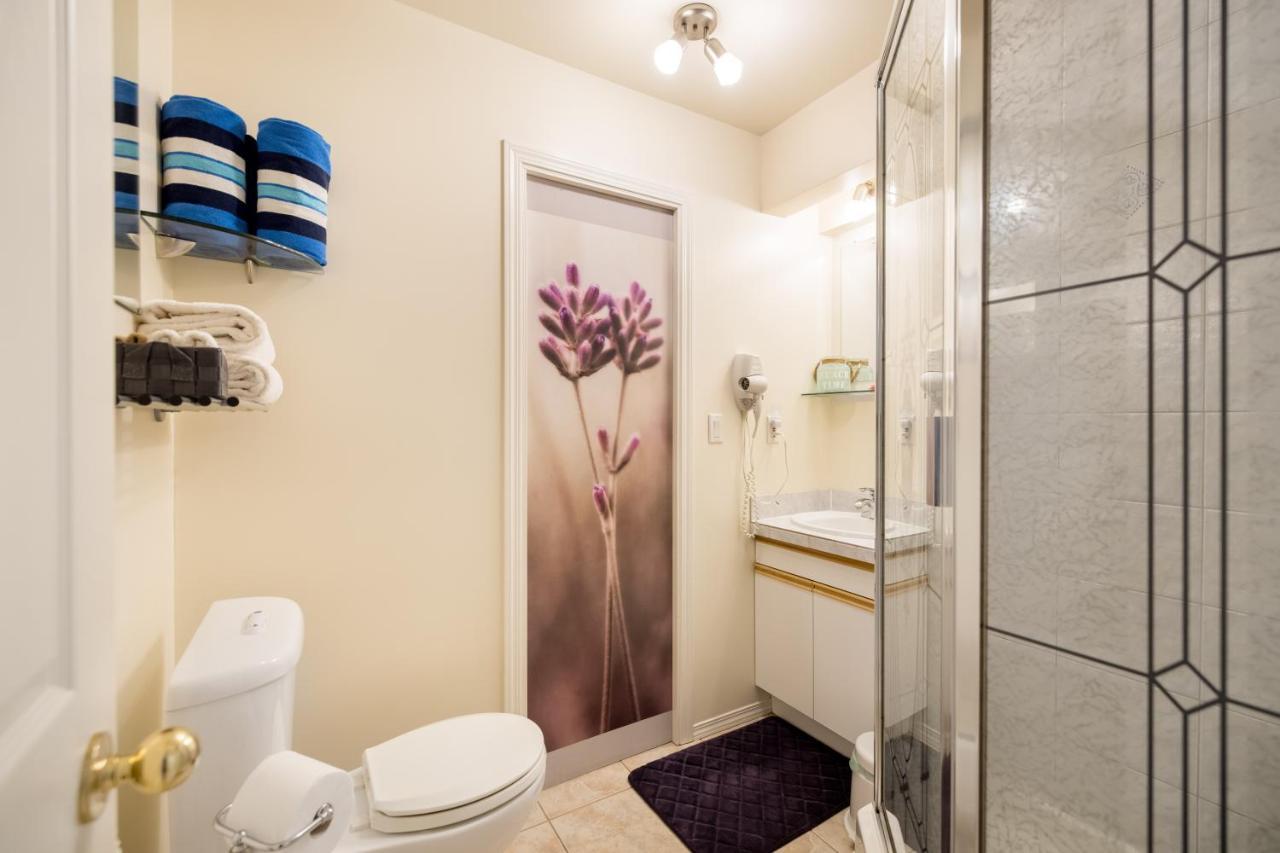 Enchanter Ocean View Suites Madeira Park Exterior foto
