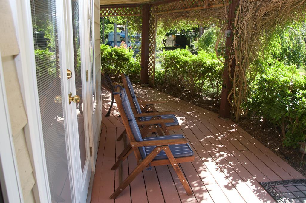 Enchanter Ocean View Suites Madeira Park Zimmer foto